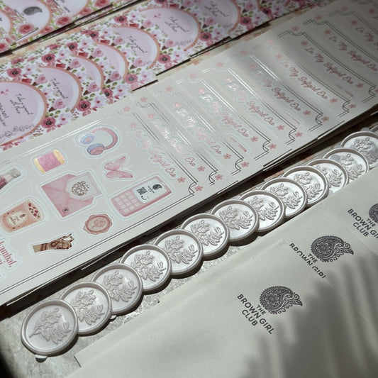 A Monthly Letterbox Treat for South Asian Women